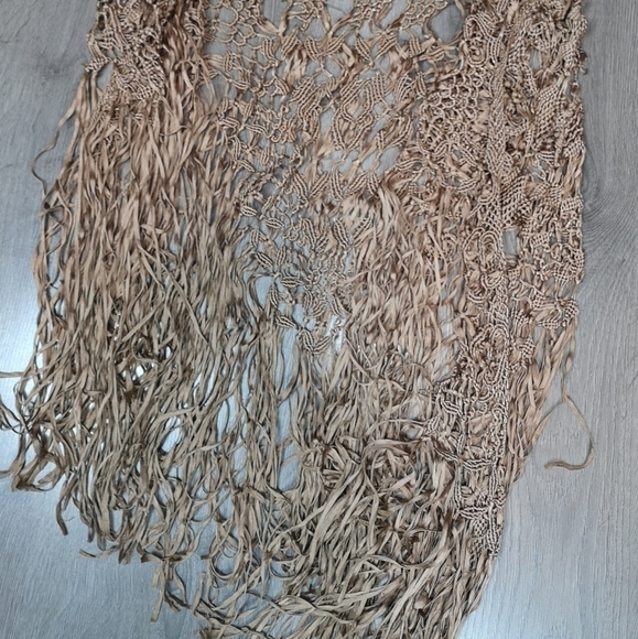 70s Vintage Boho Macrame Crochet Fringe Handmade Wrap - Picture 8 of 8